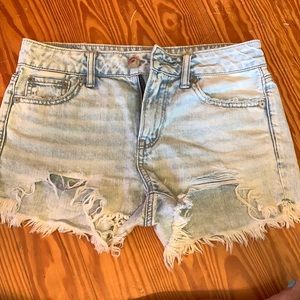 American Eagle cut off denim shorts